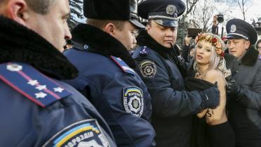 Двух активисток задержала полиция / © Reuters