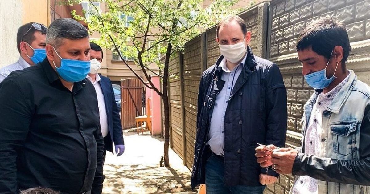 Роми подали до суду на мера Івано-Франківська за "расистські висловлювання"