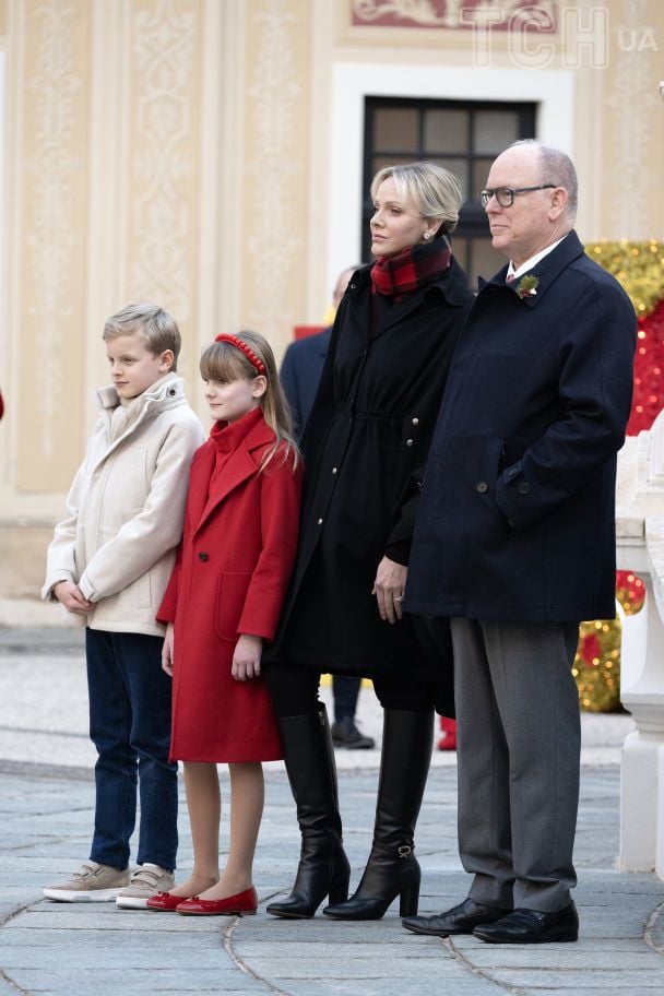 Князь Альбер II і княгиня Шарлін з дітьми Жаком і Габріеллою / © Getty Images