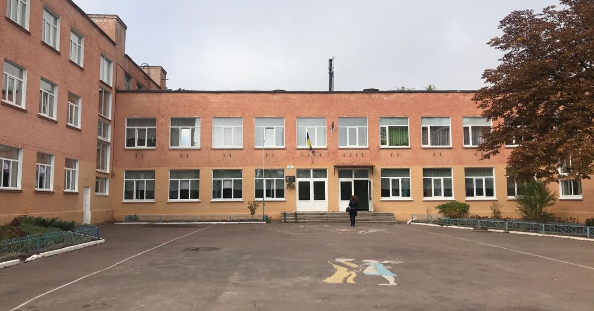 В Николаеве после сообщения о заминировании эвакуировали все школы города
