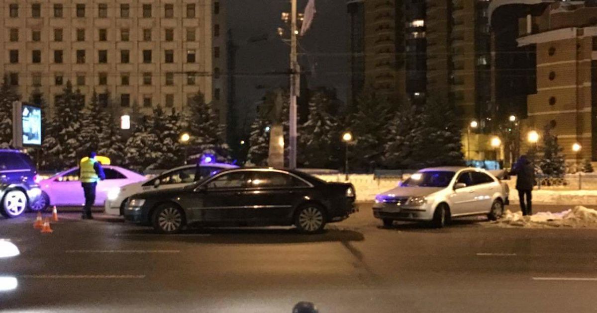 ДТП у Києві_2 / © Фото Валерии Ковалинской/ТСН