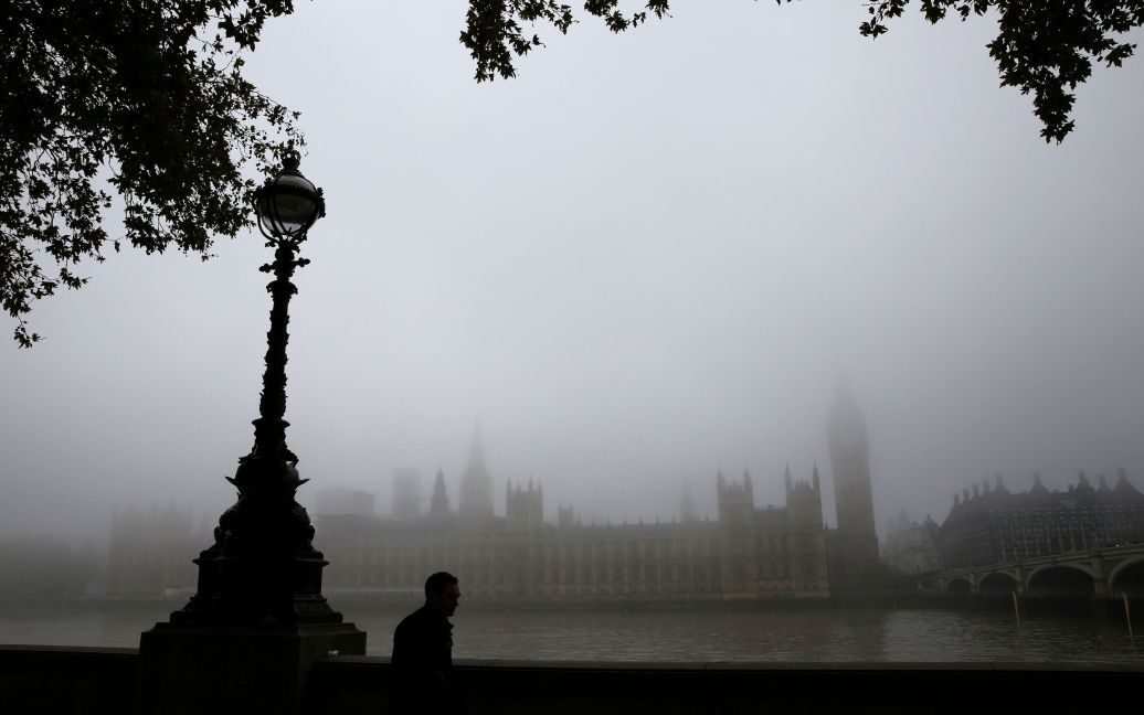 Лондон погрузился в рекордный туман / © Reuters