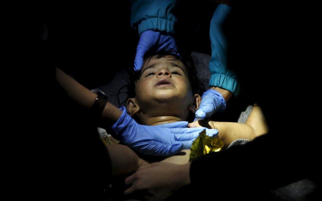 Среди мигрантов есть погибшие / © Reuters