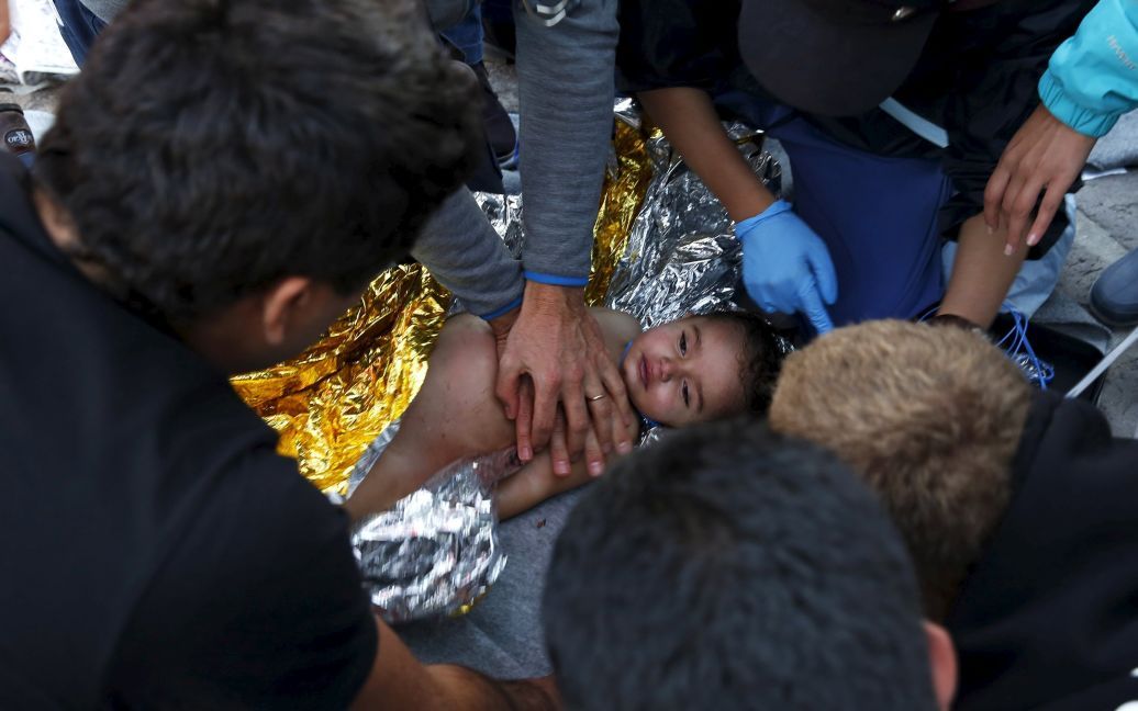 Среди мигрантов есть погибшие / © Reuters