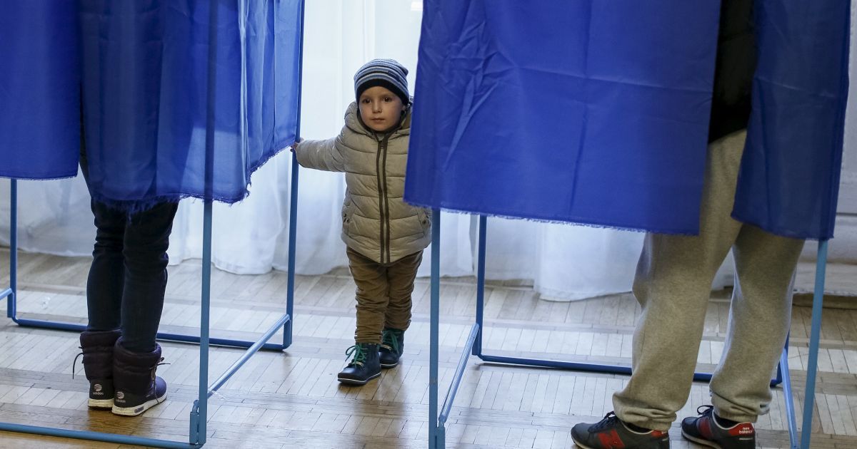 Комітет виборців назвав причину низької явки.