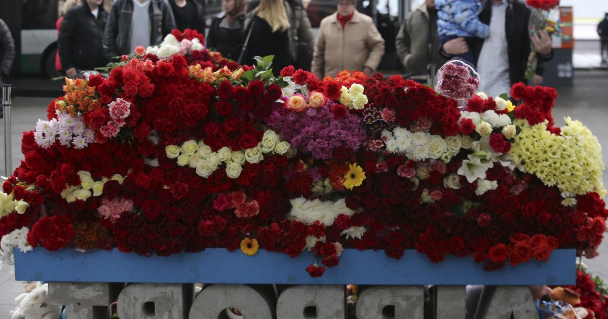 Жертвами катастрофы стали 224 человека / © Reuters