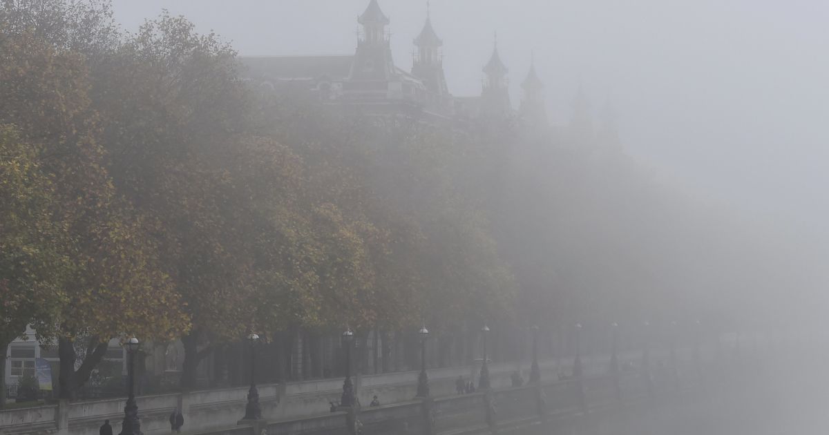 Лондон занурився у рекордний туман / © Reuters