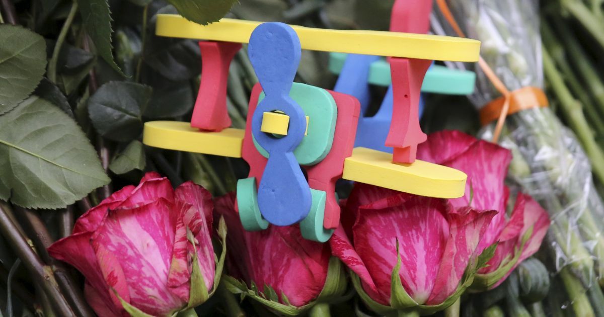 Жертвами катастрофы стали 224 человека / © Reuters