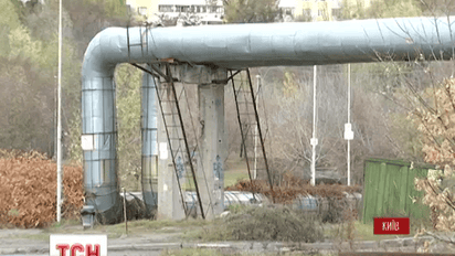 Полтысячи домов в Киеве остались без тепла и горячей воды