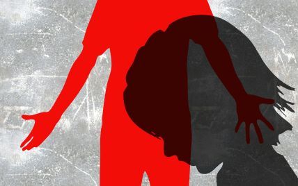 Запрошував додому та вчиняв секс-насильство: підозрюваним у педофілії виявився журналіст із Києва