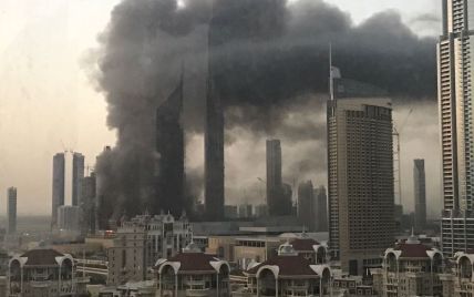 В центре Дубая возле самого высокого здания в мире случился пожар