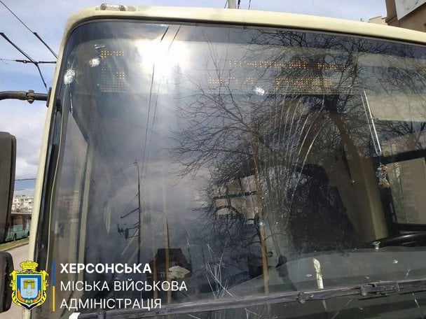 Росіяни атакували маршрутку з пасажирами: що відомо