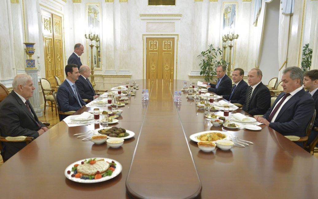 Асада угостили ужином / © Reuters
