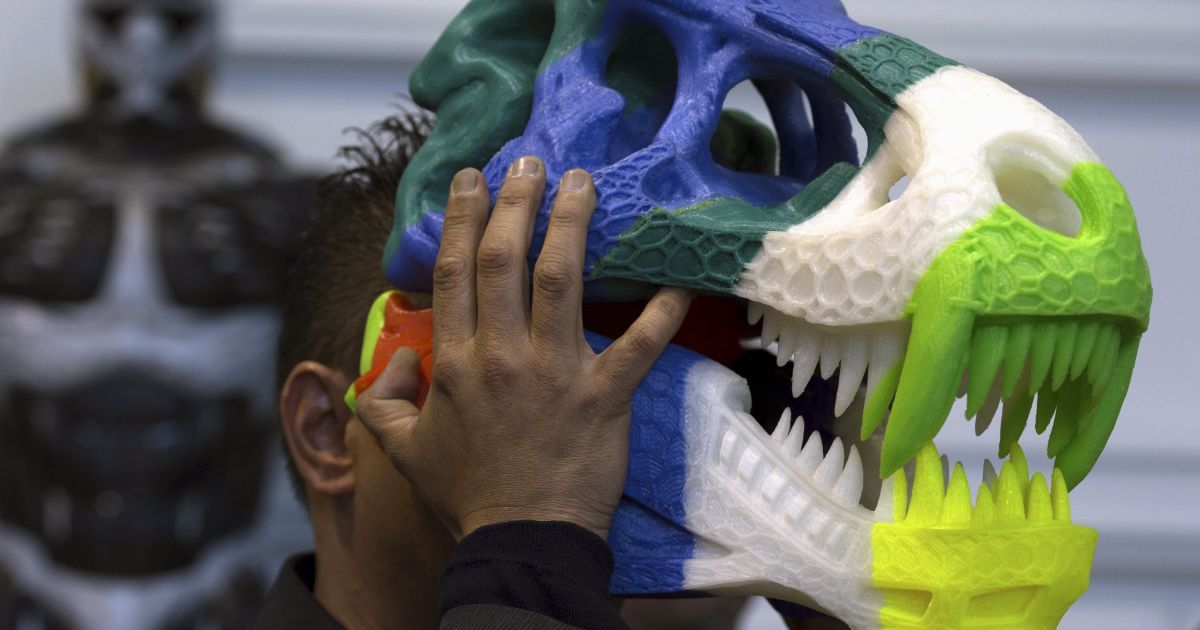 3D-распечатанный череп Т-Rex во время шоу 3D-печати в Брюсселе, Бельгия. / © Reuters