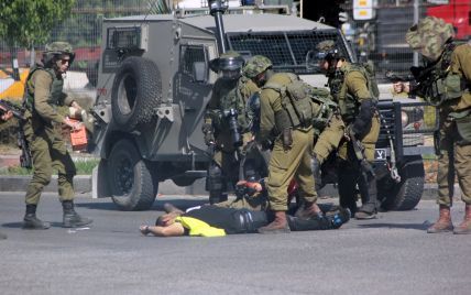 Израильские военные убили палестинца с ножом