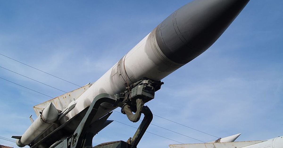 Зенітні ракети С-200