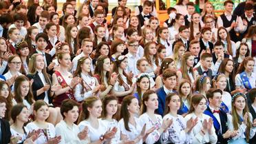 порошенко привітав школярів_3 / © Сайт президента України