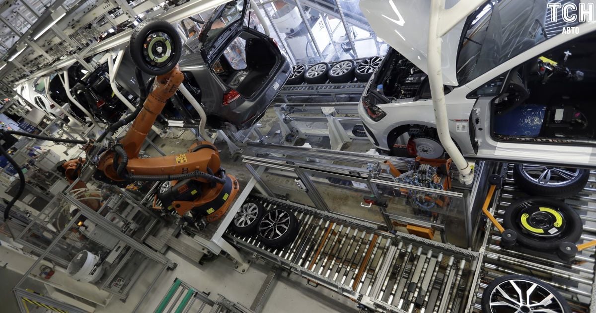 Volkswagen почав серійне виробництво електрокарів ID.3