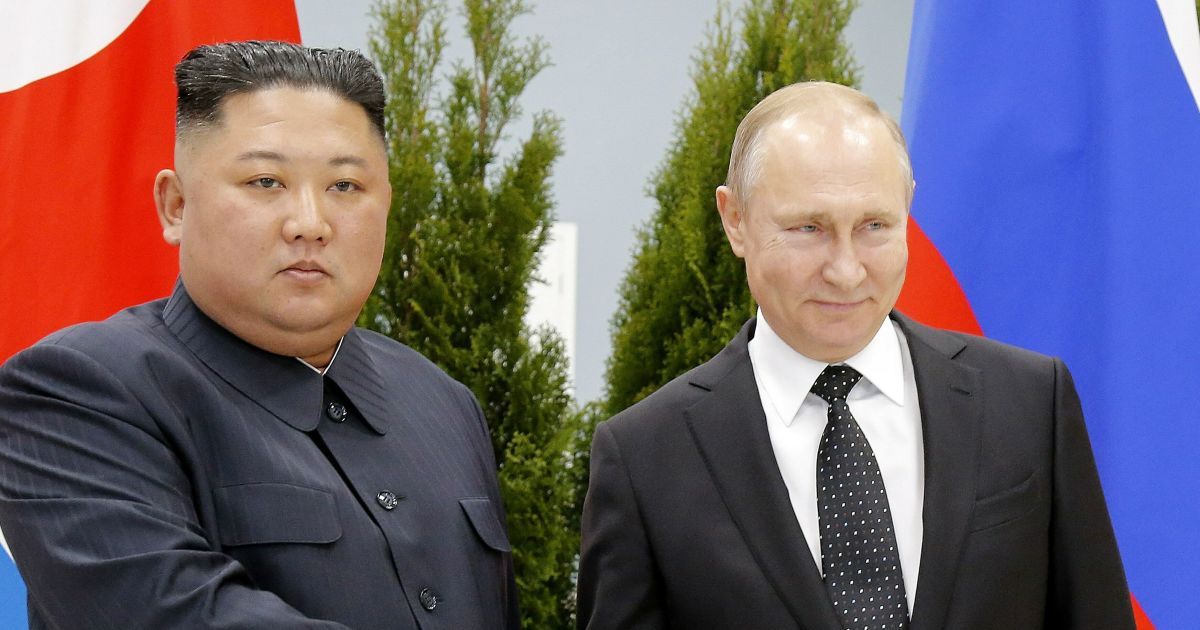 Північна Корея зближується з Росією через війну в Україні - WSJ