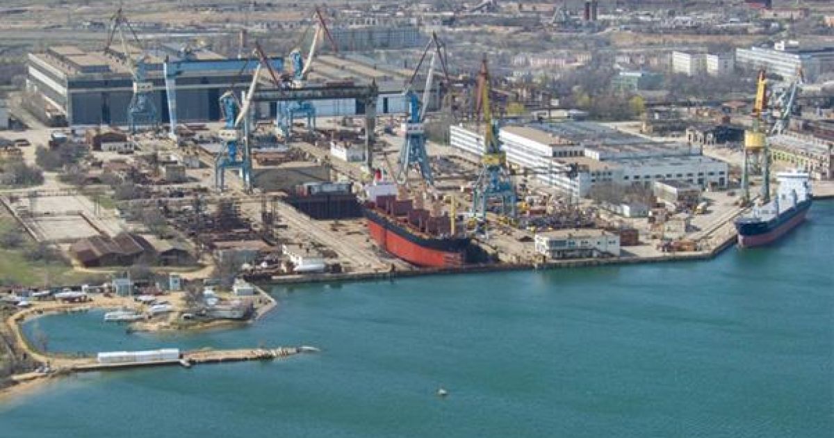 Судноремонтний завод "Залив" у Керчі