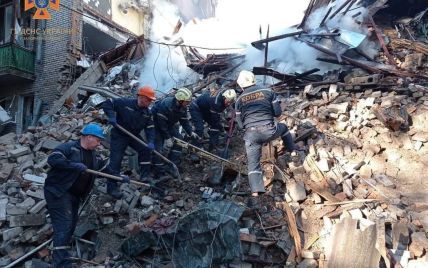 Ракетний удар по будинках у Запоріжжі: кількість загиблих зросла до 11