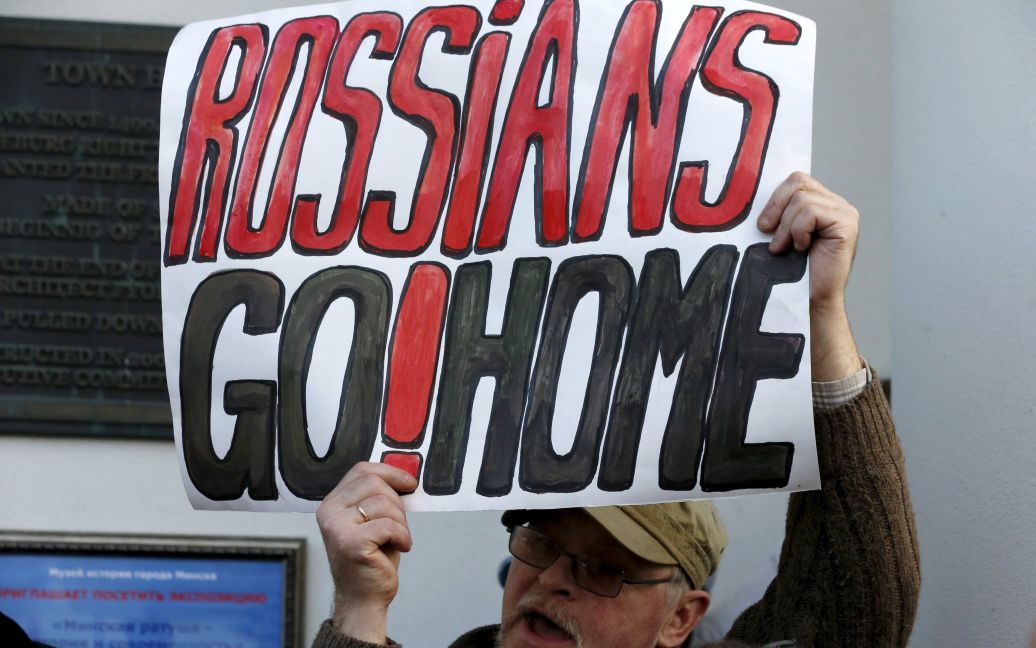 В Минске прошел митинг против российской авиабазы. / © Reuters