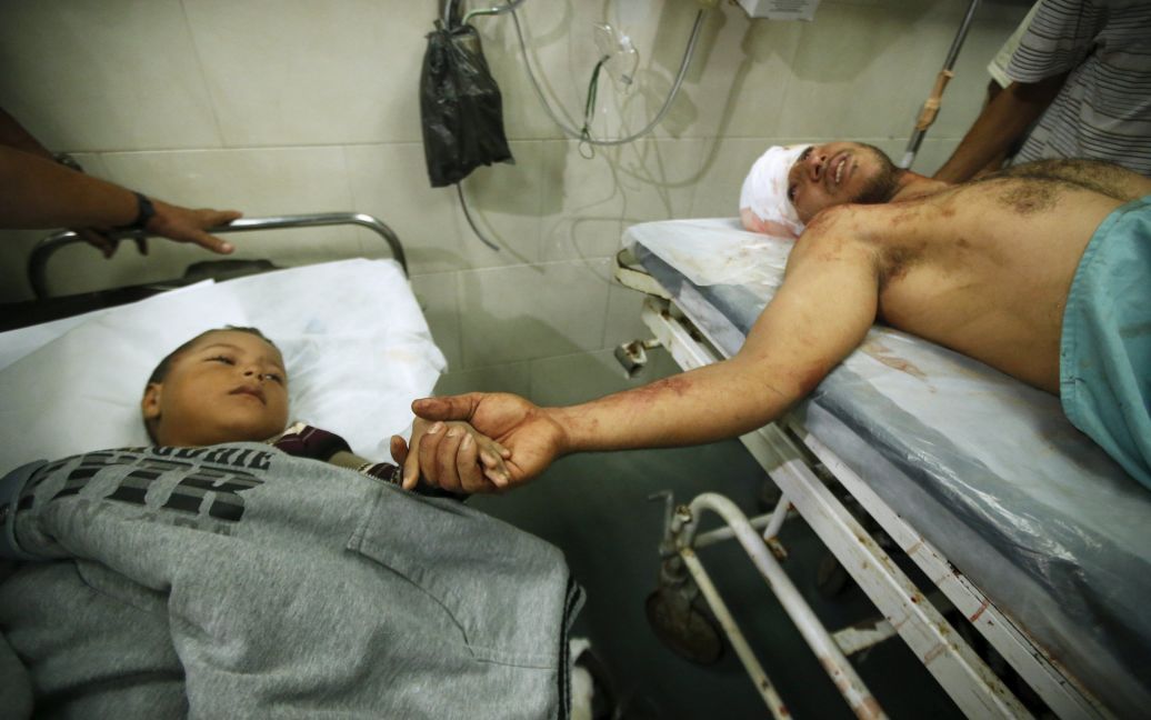 В больнице находится несколько раненых / © Reuters