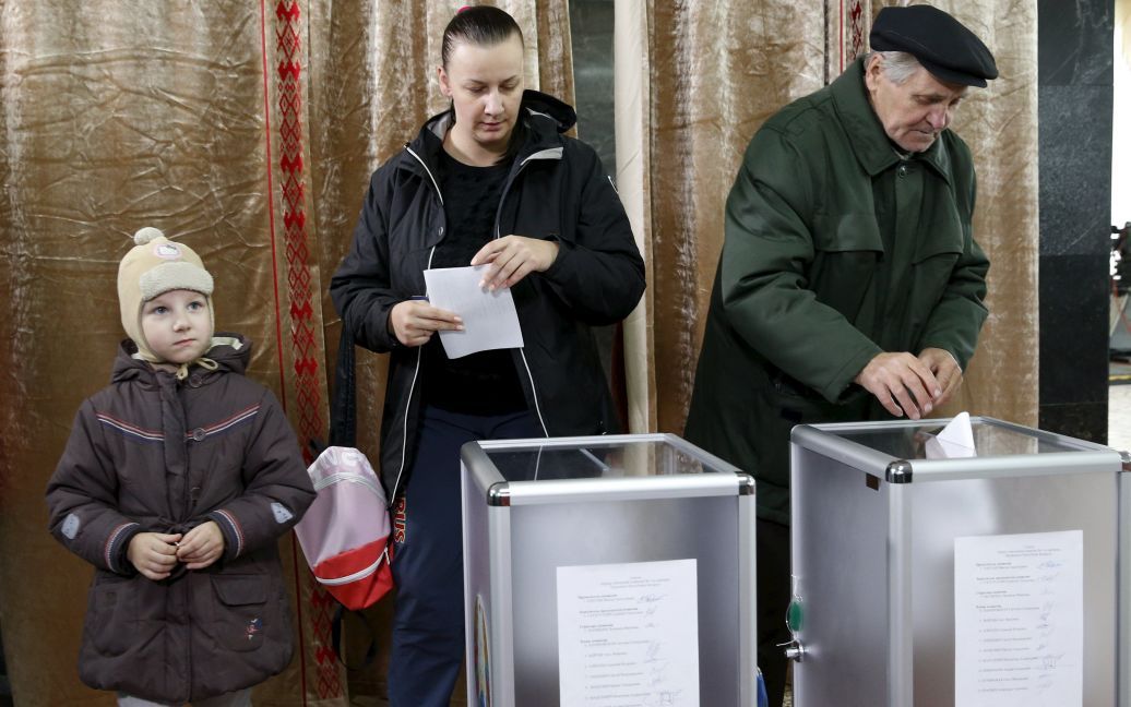 Более 80% белорусов проголосовали за Лукашенко. / © Reuters