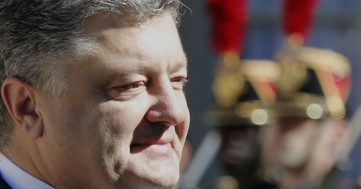 Порошенко прокоментував скасування виборів на окупованих територіях