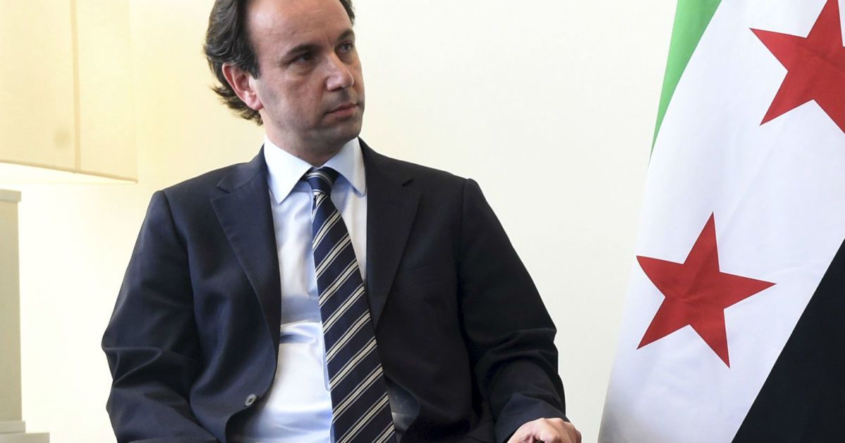 Халед Ходжа заявляет о гибели мирных жителей в результате авиаударов России.