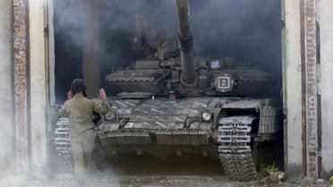 Луганские боевики начали отводить танки от линии соприкосновения. / © Reuters