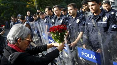 В Анкаре вспоминают жертв теракта. / © Reuters