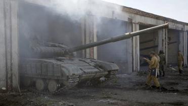 Луганские боевики начали отводить танки от линии соприкосновения. / © Reuters