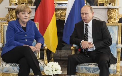 Путін розповів, як вибачався перед Меркель
