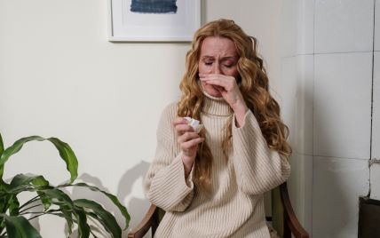 "Поражение верхних дыхательных путей и сильная боль в горле": Светлана Гук назвала основные симптомы "Омикрона"