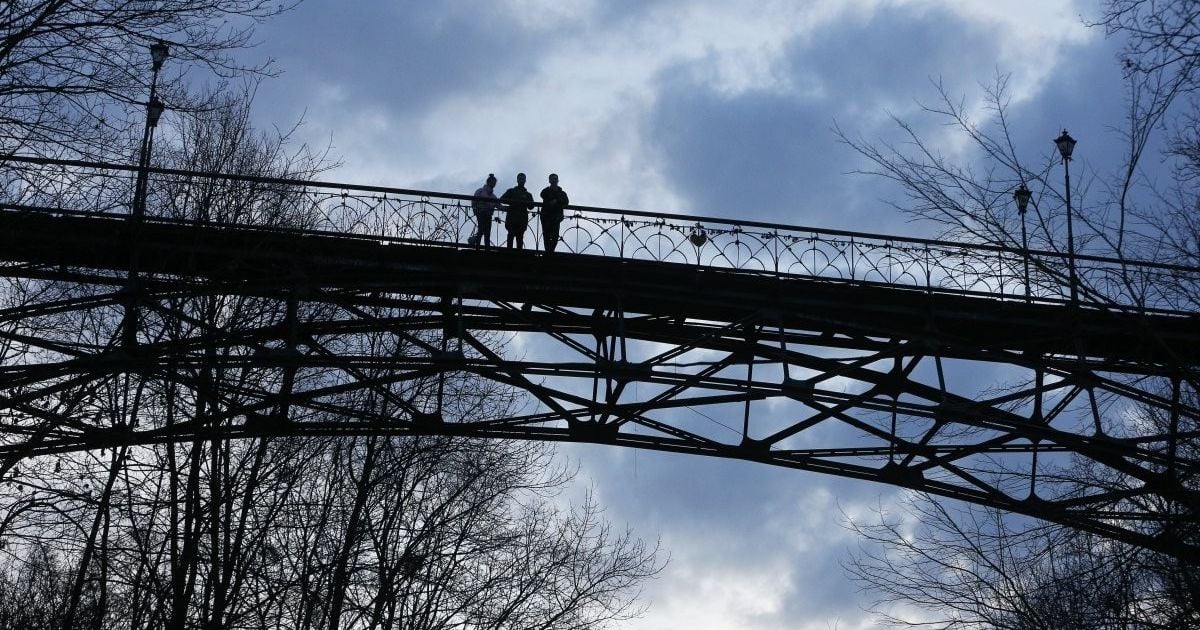 До України нарешті йде весна. Окремим регіонам синоптики обіцяють до 14-16 градусів тепла