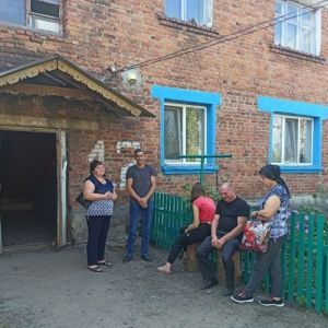 "Когда нашли белье и обувь, поняли — случилось самое худшее": родные убитой 6-летней девочки под Харьковом рассказали о последних часах ее жизни