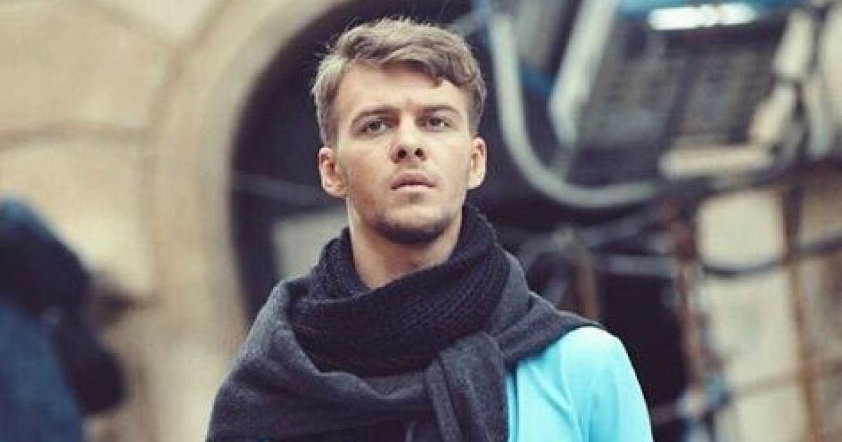 В центре Киева обокрали квартиру известного певца