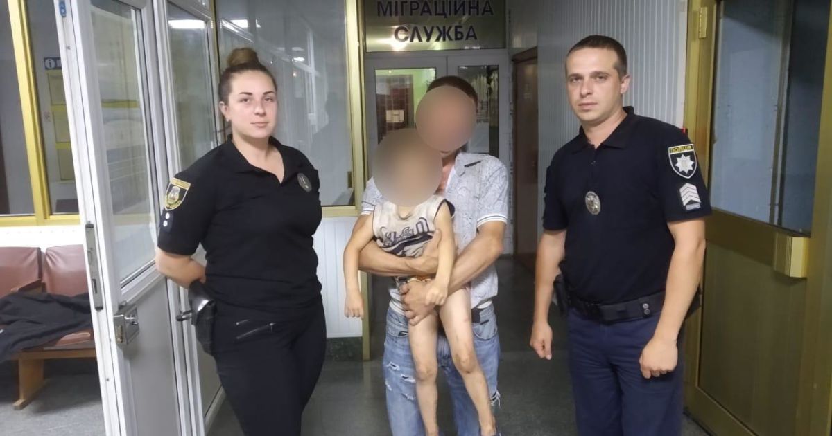 В Киевской области дедушка не заметил, как трехлетняя внучка ушла из дома