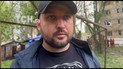 Син чекає матір біля завалів будинку