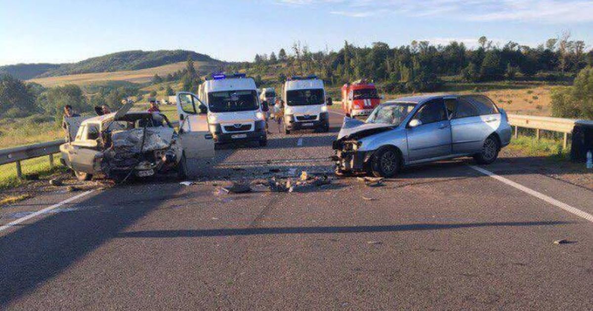 На Львовщине в лобовом ДТП погиб один человек