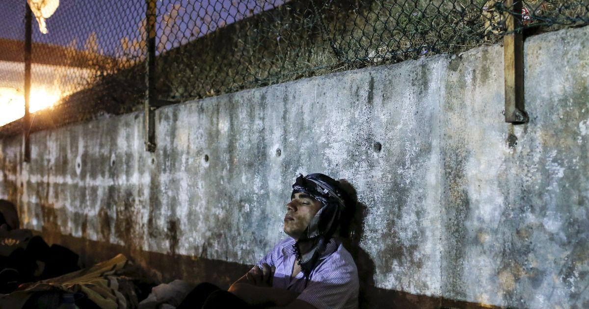 За четыре с половиной года, прошедших с начала гражданской войны в Сирии, США приняли полторы тысячи беженцев