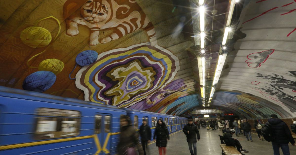 Київське метро закривають через коронавірус