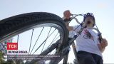 В Украине хотят обязать велосипедистов надевать защитный шлем