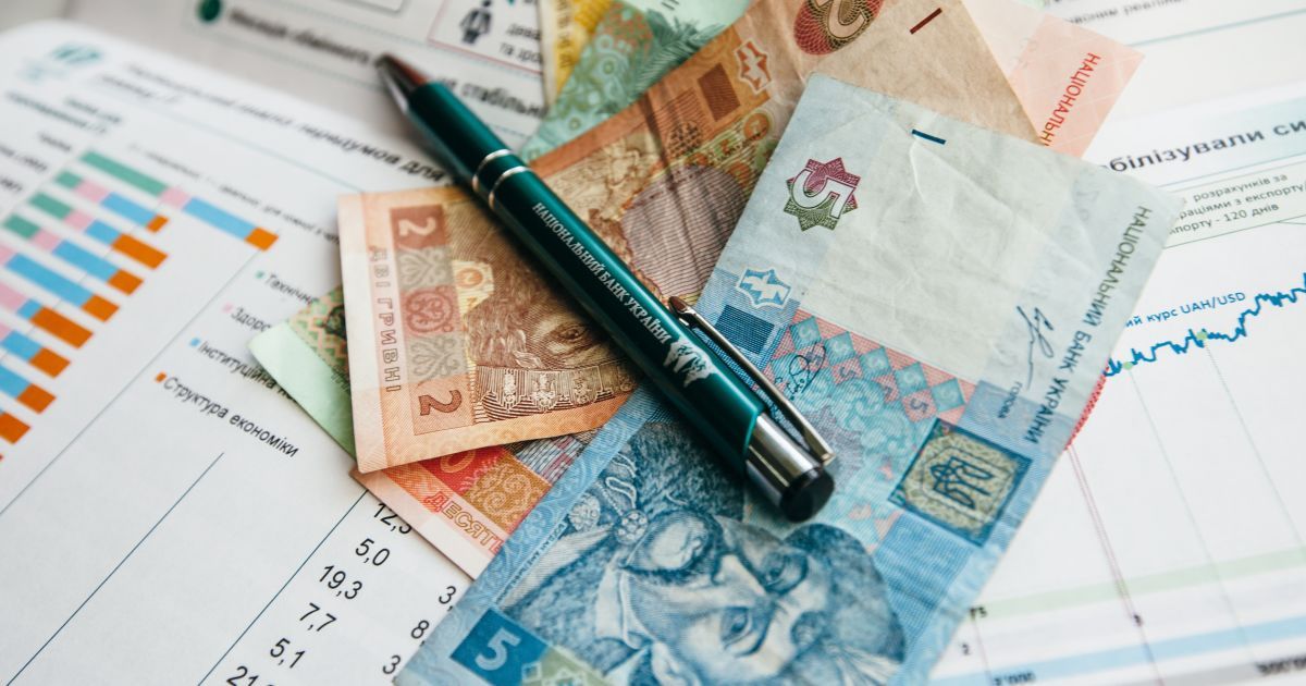 Інфляція в Україні наблизилася до нуля