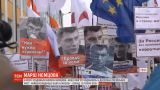 В десятках российских городов устроили акции памяти Бориса Немцова