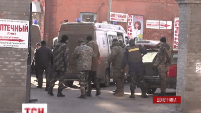 Артемовский военный госпиталь вторые сутки работает в режиме полной боевой готовности