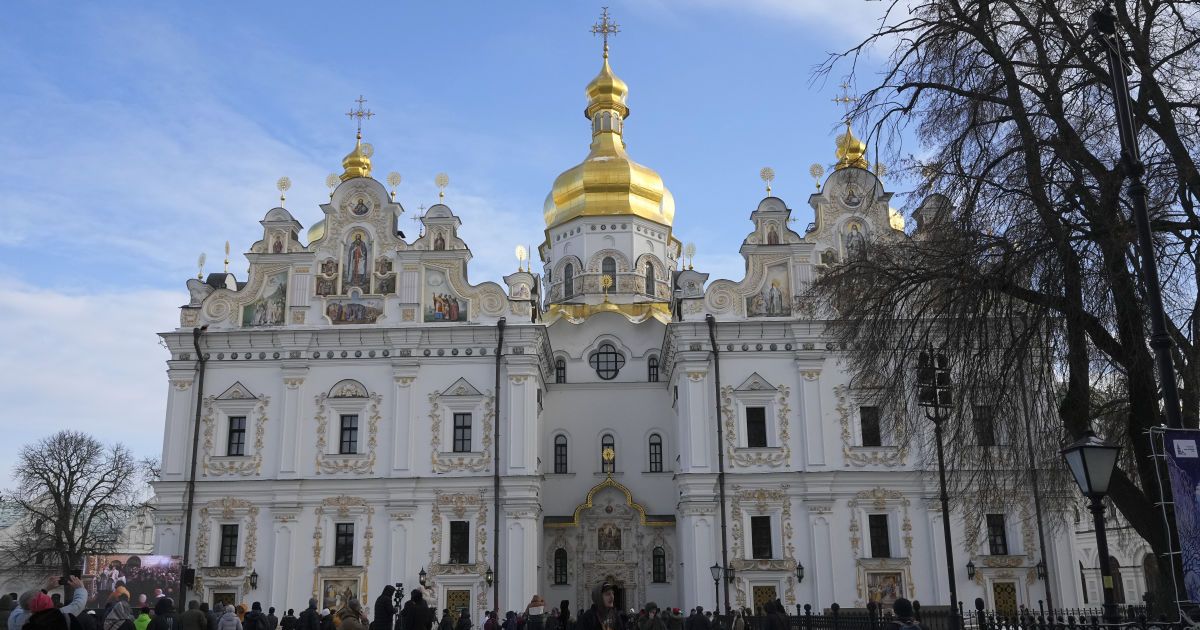 "У нас немає місця, куди все вивезти": УПЦ МП відмовилась залишити Лавру