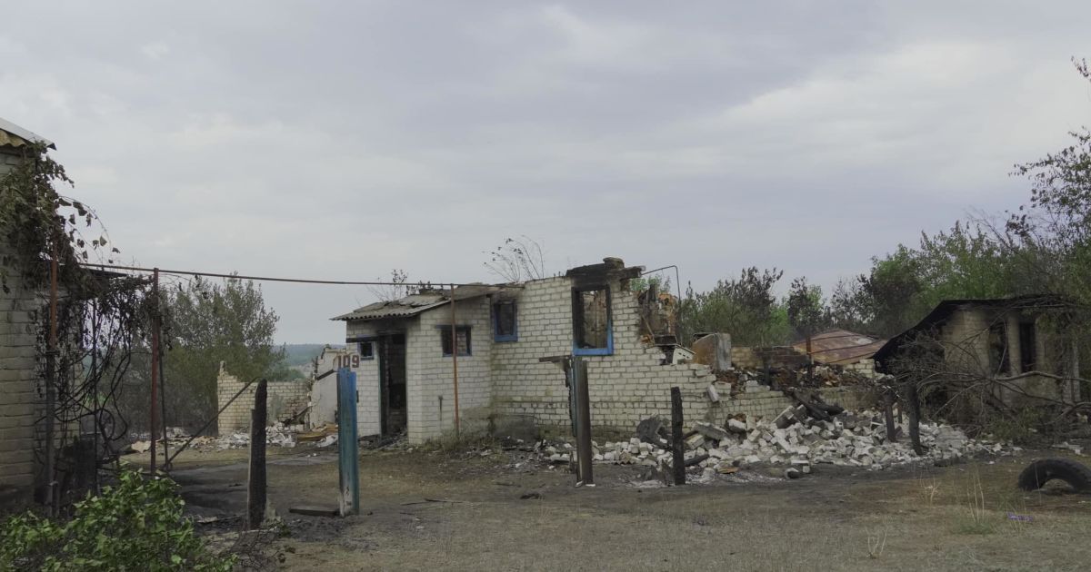 Почти два десятка человек до сих пор остаются в больнице после масштабного пожара в Луганской области