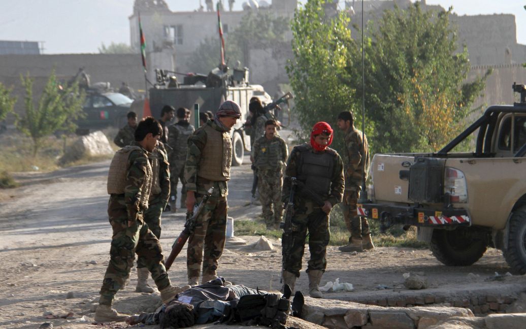 Последствия нападения талибов на тюрьму в Газни. / © Reuters